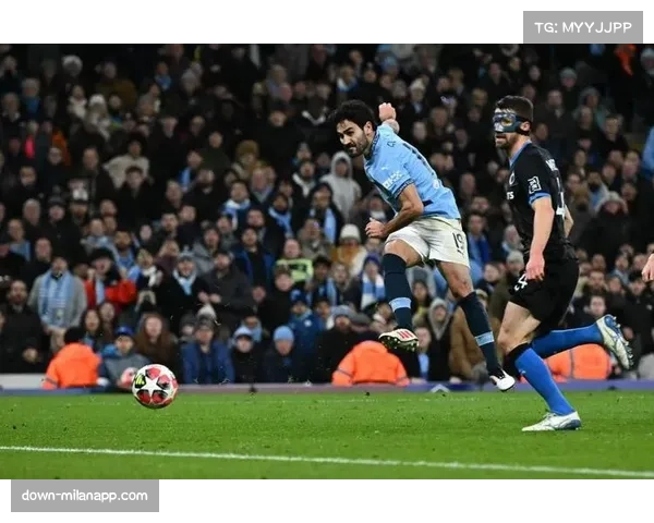 曼城发布主场战前海报赖因德斯多库萨维尼奥成焦点展现青春风暴