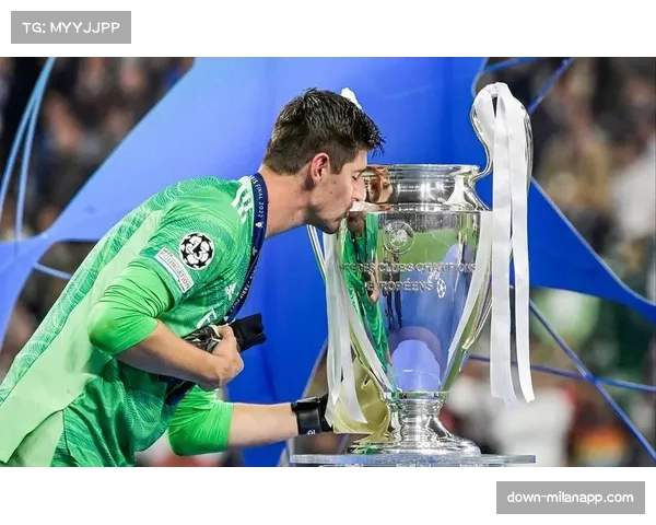 库尔图瓦面对弧线球扑救遇挑战，状态调整成焦点