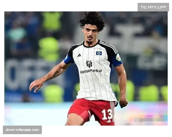 国安新援拉莫斯坐镇后防 汉堡中卫展现欧陆防守理念